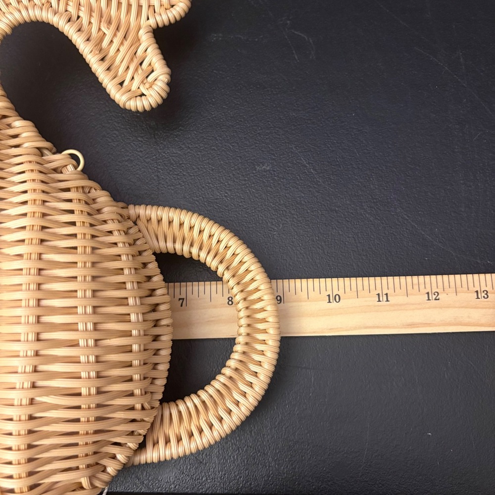 NWT Tommy Bahama Whale Fish Wicker Crossbody Bag Natural - Picture 8 of 8